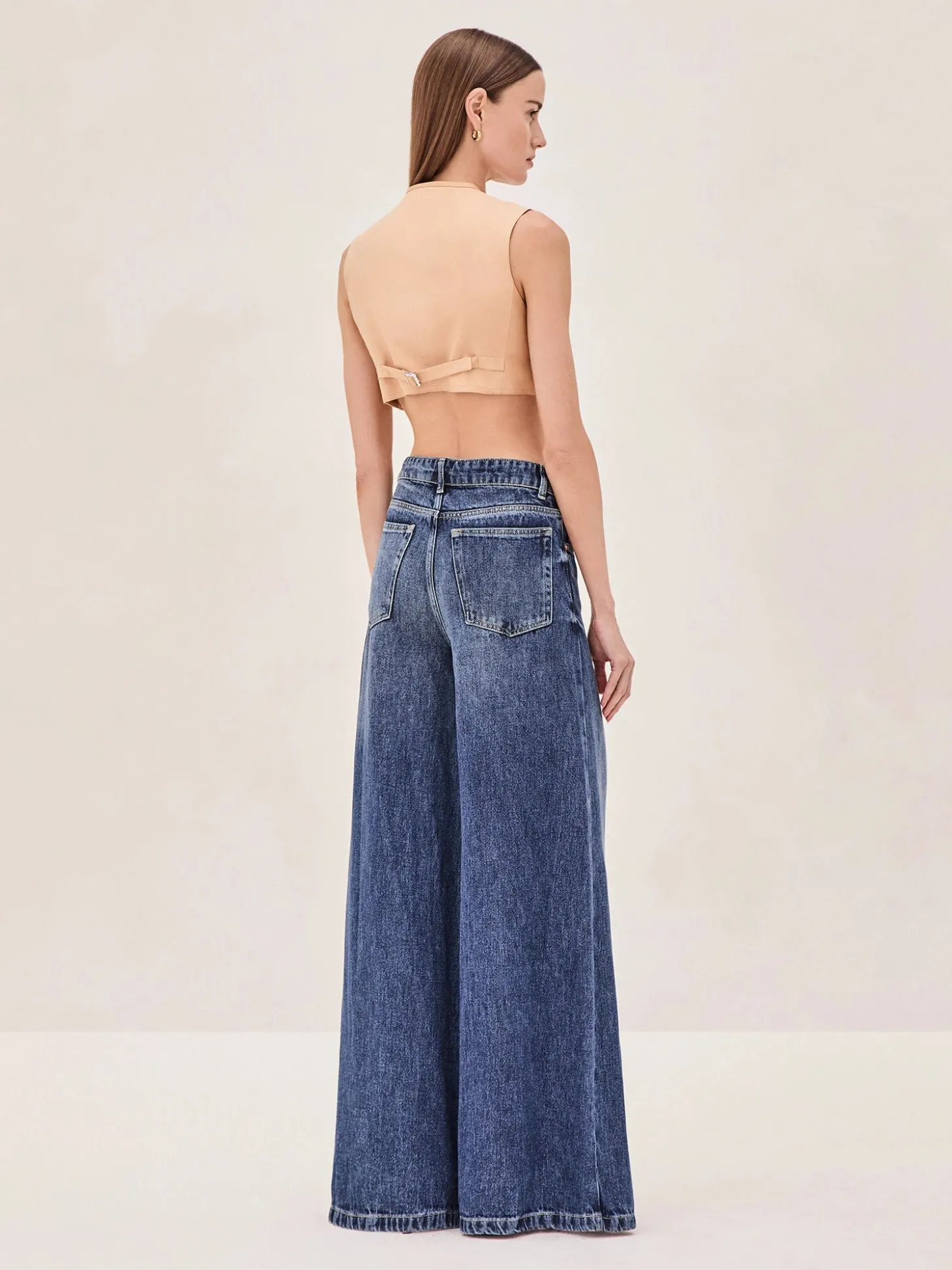 Revel Top